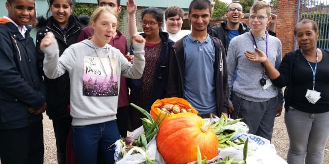 2016 hallmoor-school-harvest hallmoor students celebrate the harvest